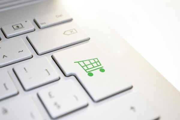 Competitive edge for the manufacturing industry – six steps for purchasing software development